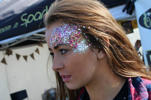 glitterface2