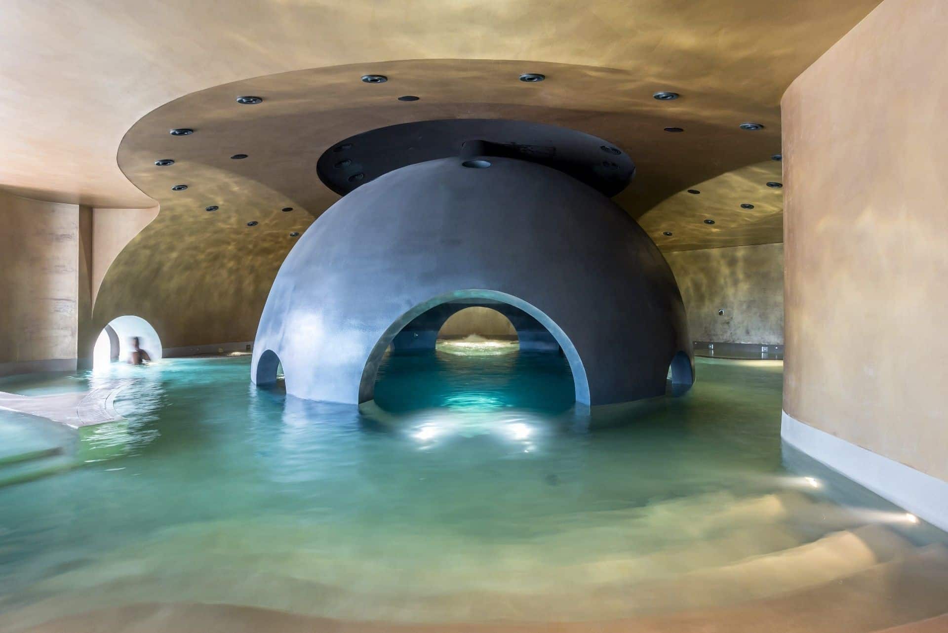 Presenting The Most Beautifully Designed Spas Around The World-Image 7