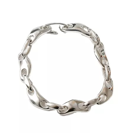 The Bold Return of Statement Pieces Maximalist Jewellery Takes Center Stage-Image 9