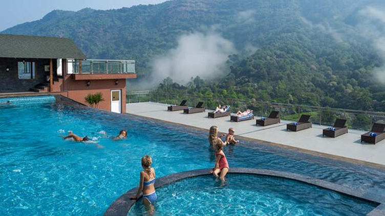 5 Family-Friendly Luxury Resorts in Asia for an Unforgettable Escape