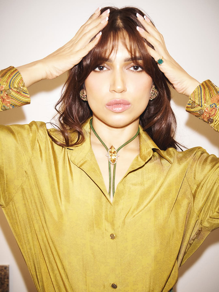 Bangs Are Back (Again): The Summer Fringe Styles Everyone’s Asking For