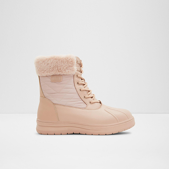 Stylish Winter Boots to Keep You Cosy All Season-Image 2