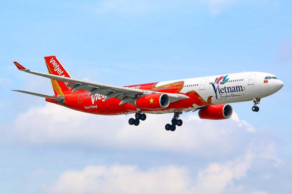Fly with Vietjet for a Romantic Getaway-Image 1